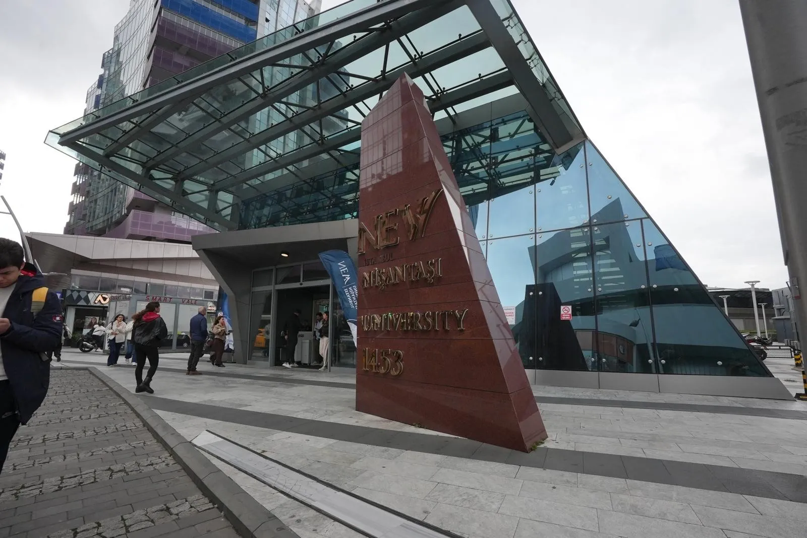 İSTANBUL NİŞANTASI ÜNİVERSİTESİ DÜNYANIN İLK 1000 ÜNİVERSİTESİ ARASINDA